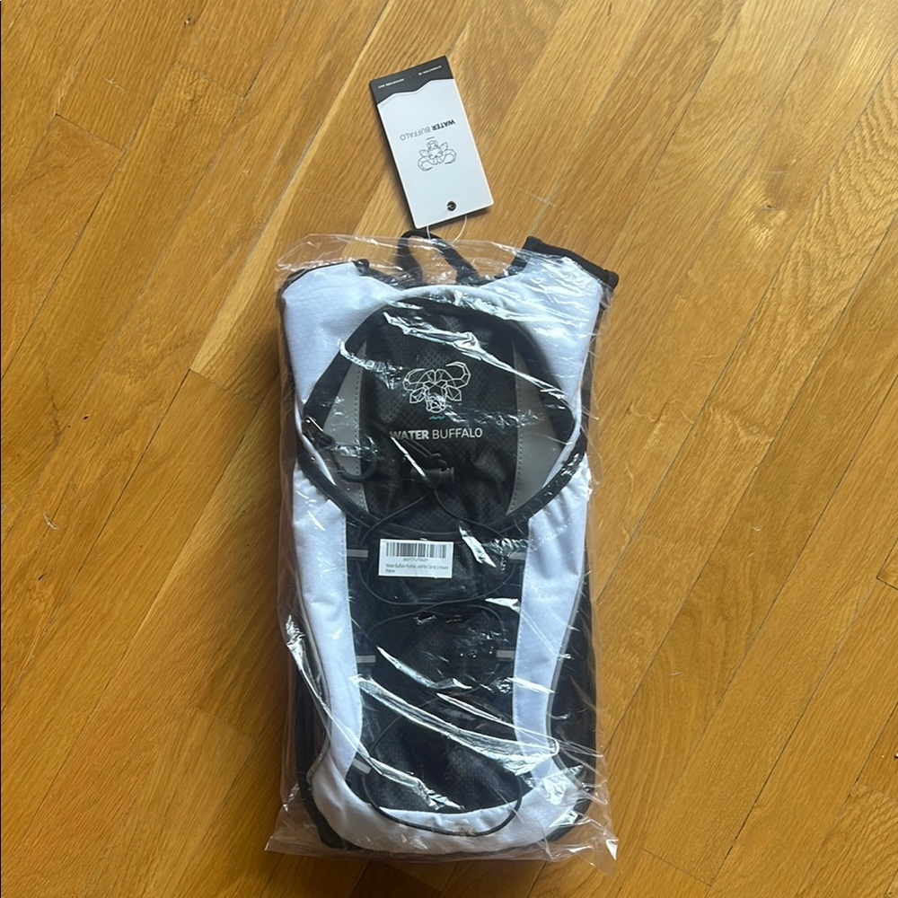 WaterBuffalo Black and White Water Hydration Backpack - Festival & SportsWear